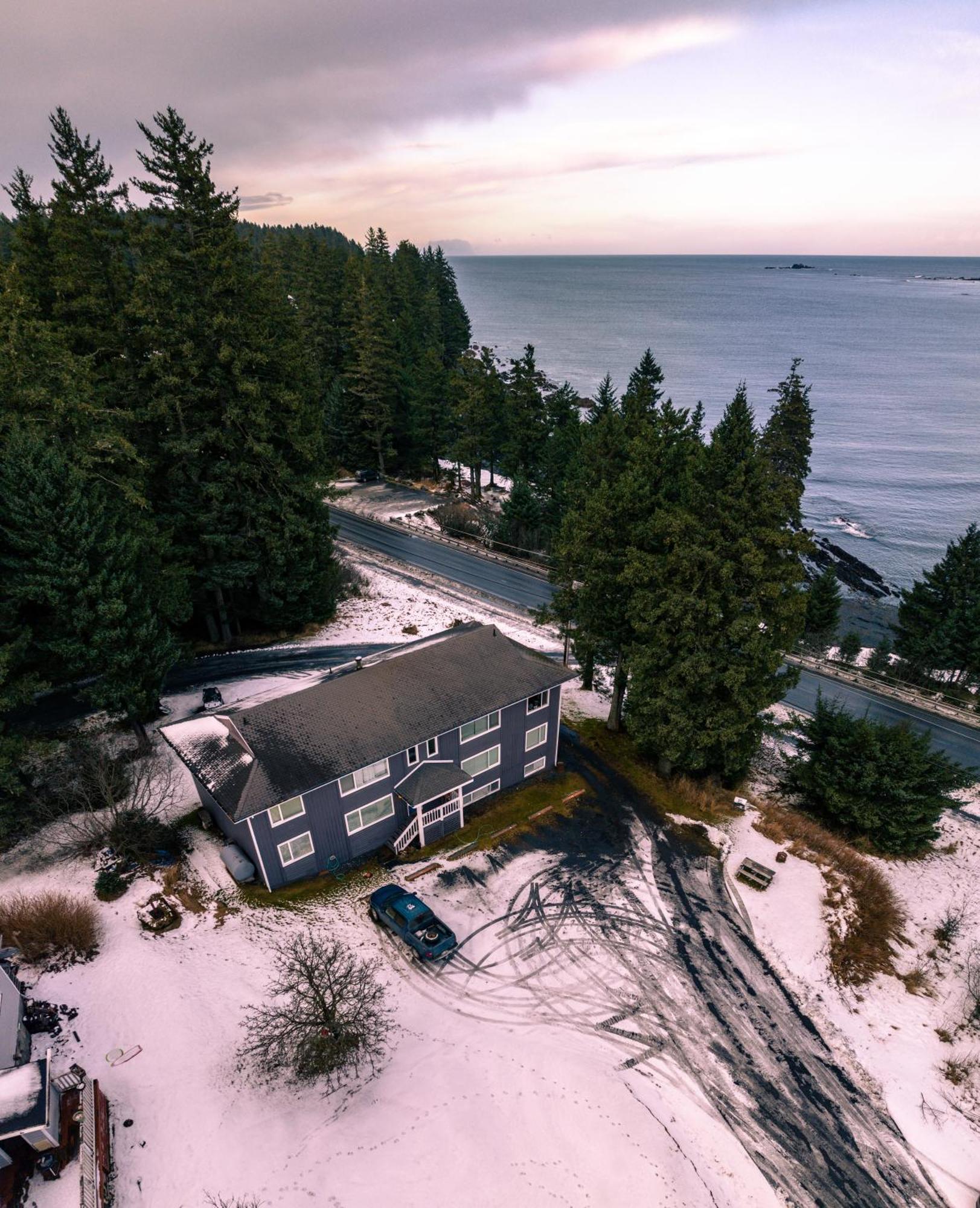 The Rogue Wave-Beach Access, Ocean Views, Private Kodiak Buitenkant foto
